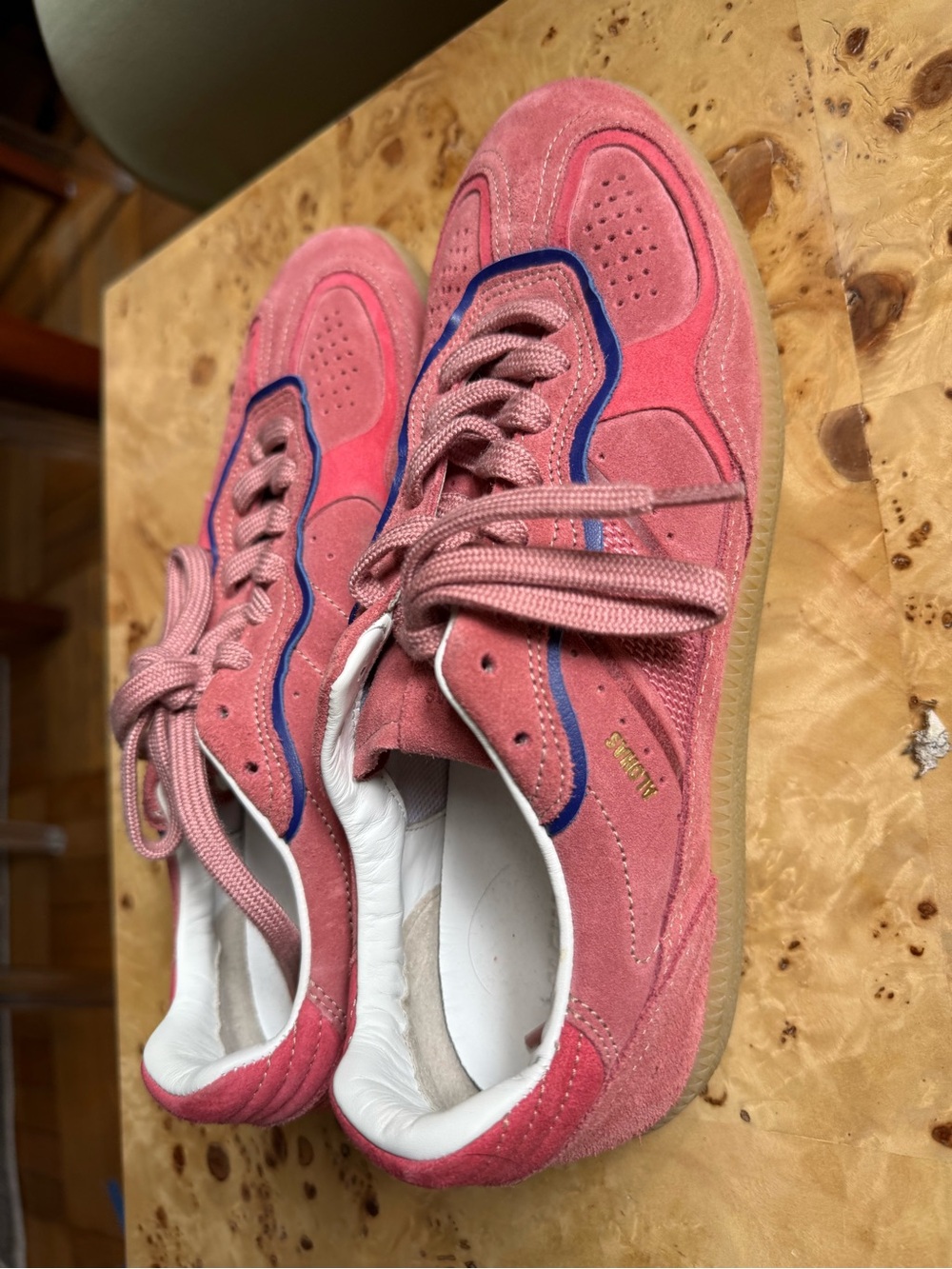 ALOHAS Pink Suede Low-Top Sneakers with Gum Sole - Picture 4 of 6